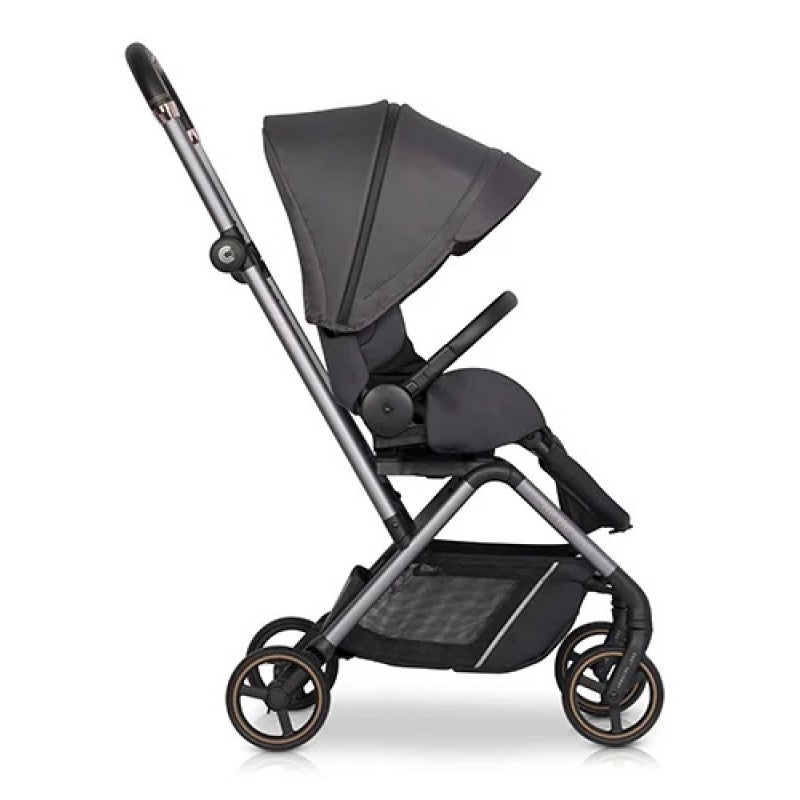 Parent facing compact store stroller