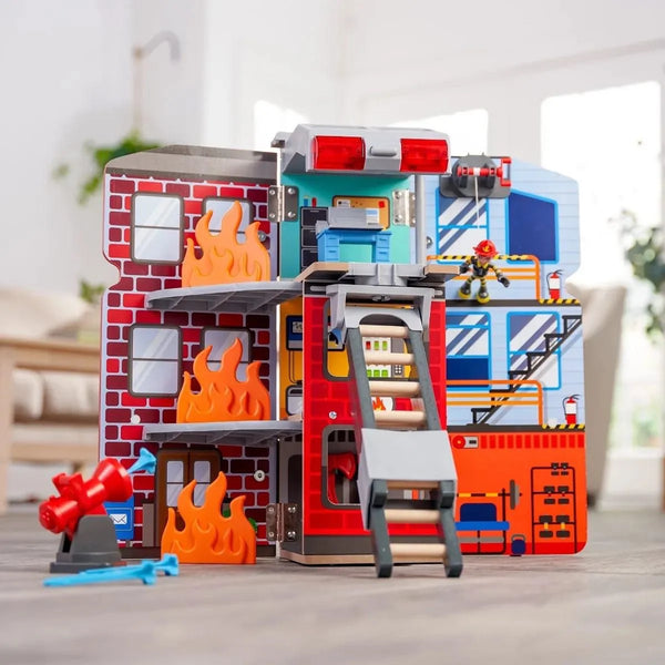 Adventure Bound™: 2-in-1 Transforming Fire Truck Play Set