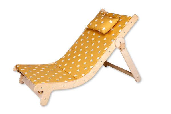 Adjustable lounge chair with comfy pad for kids