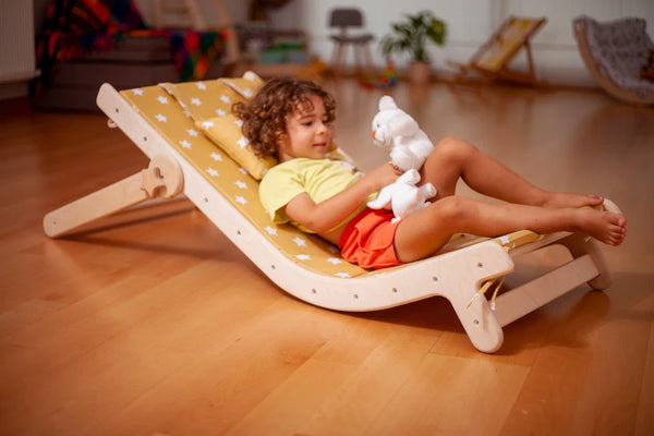 Adjustable lounge chair with comfy pad for kids